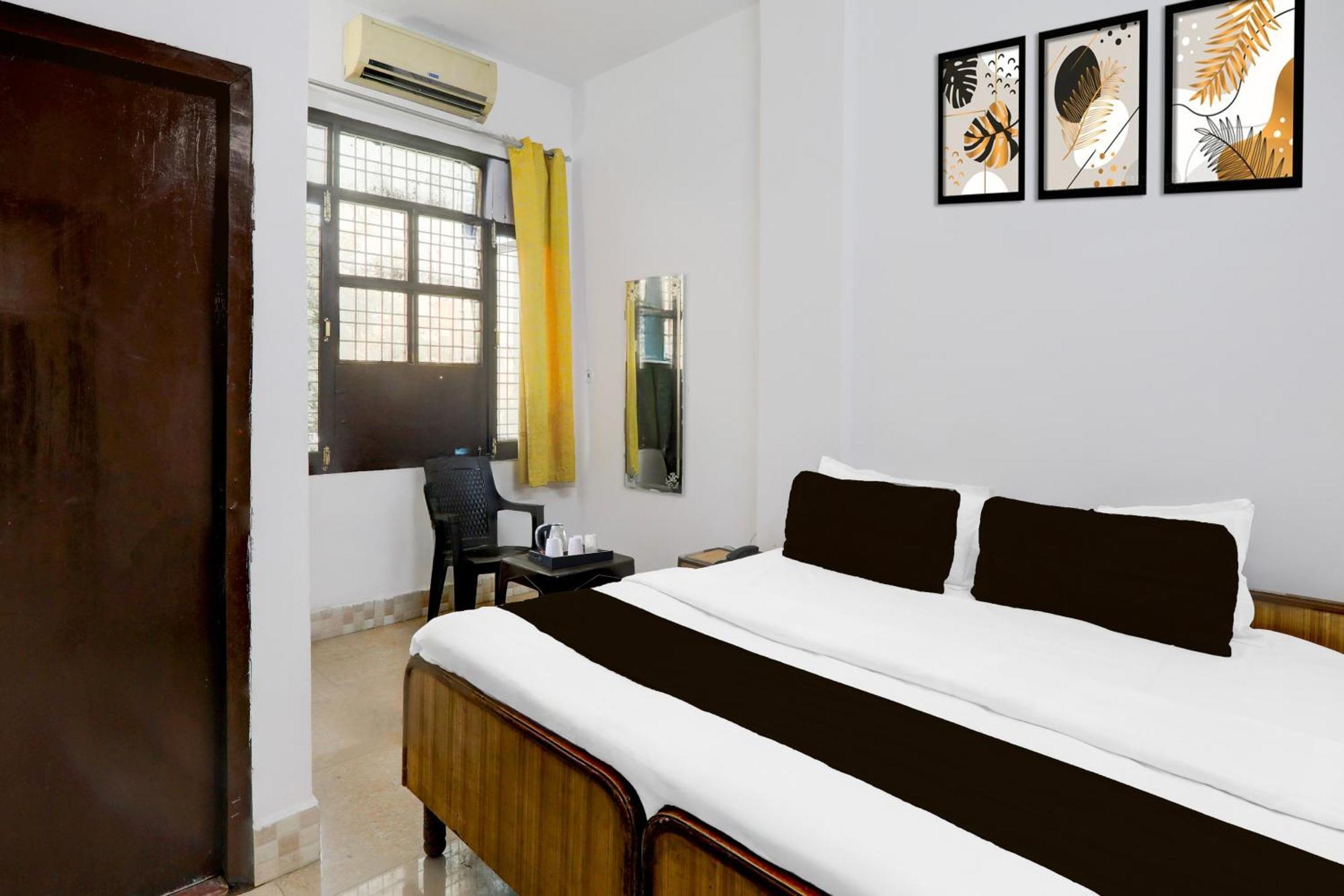 Super Hotel O Insaf Nagar Munshipuliya Formerly Vibrant Chinhat Exterior foto